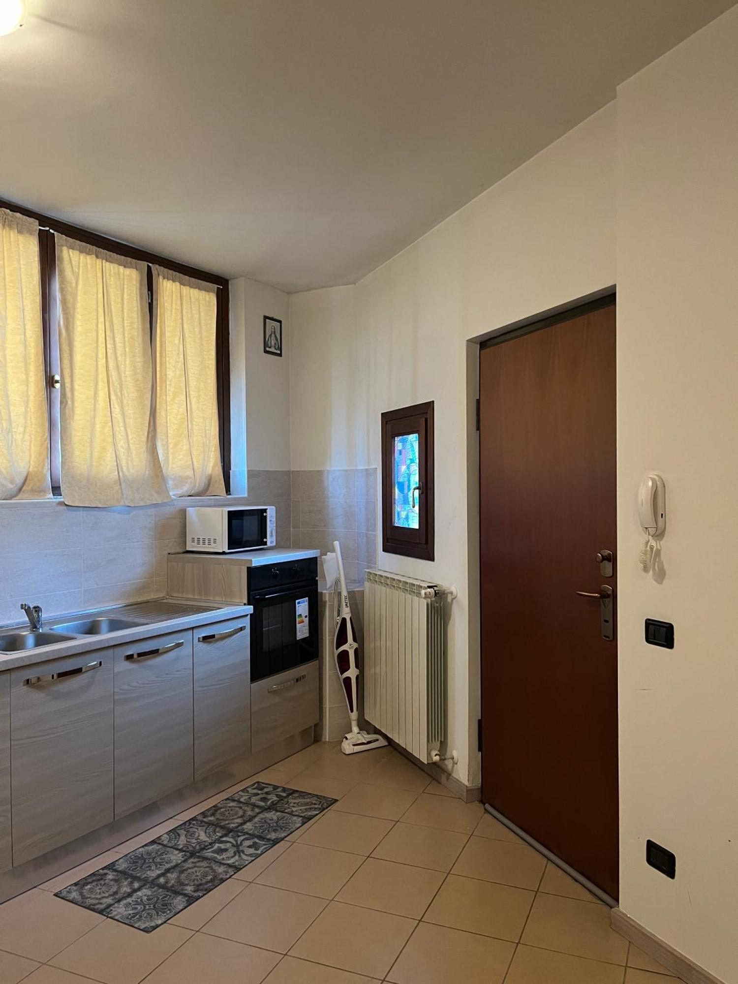 Bed &... Fly Apartment Грасобио Екстериор снимка
